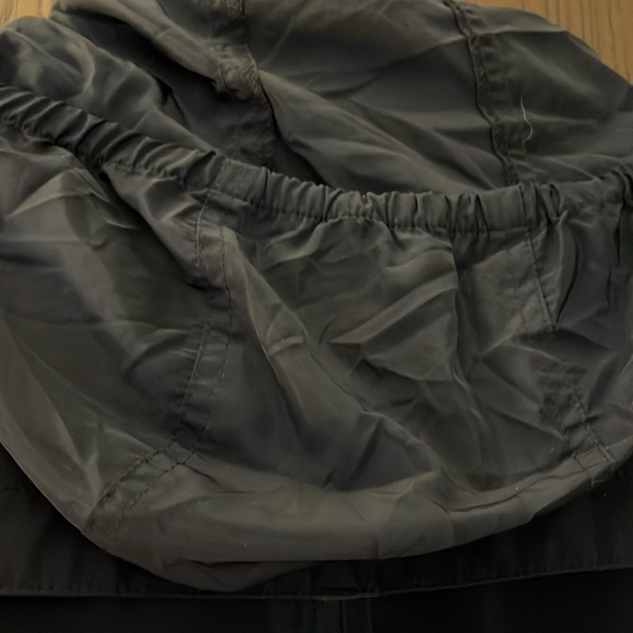 Mondetta long sleeved navy blue outdoor project windbreaker jacket. Size Medium - Picture 9 of 14